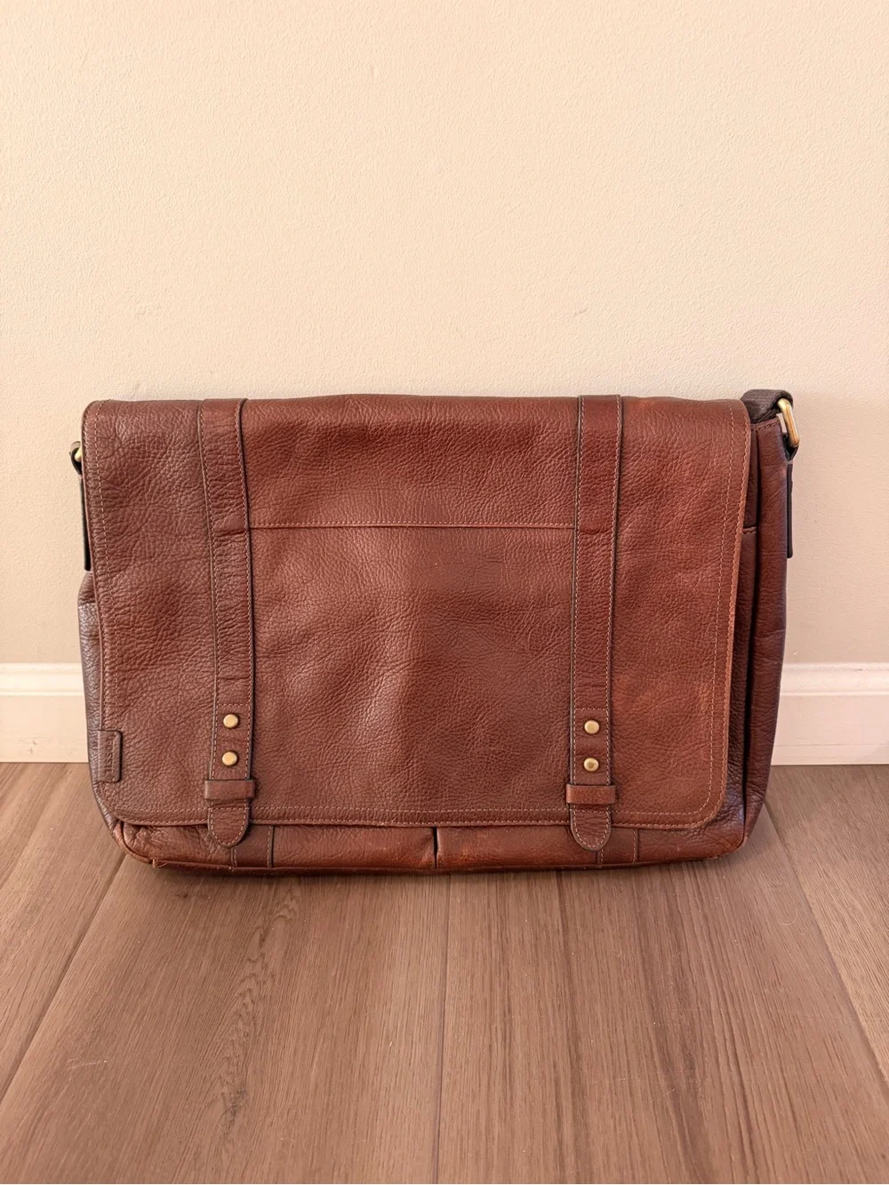 Fossil Brown Leather Messenger Bag with Dark Brown Strap
